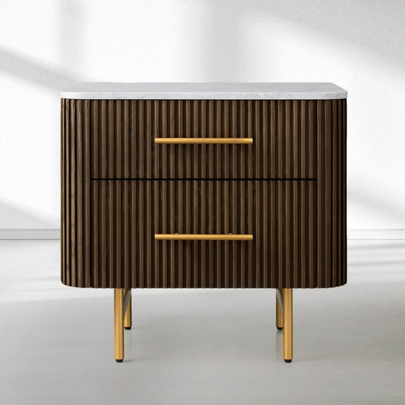 Fanny Closed Nightstand