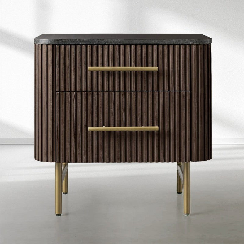 Fanny Closed Nightstand