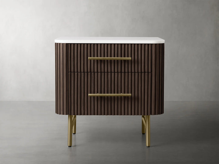 Fanny Closed Nightstand