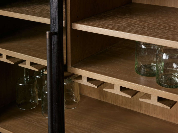 Hendi Low Bar Cabinet 36"W