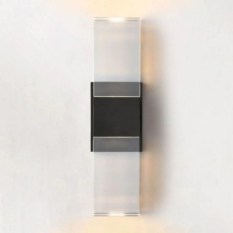 Serra Linear Sconce